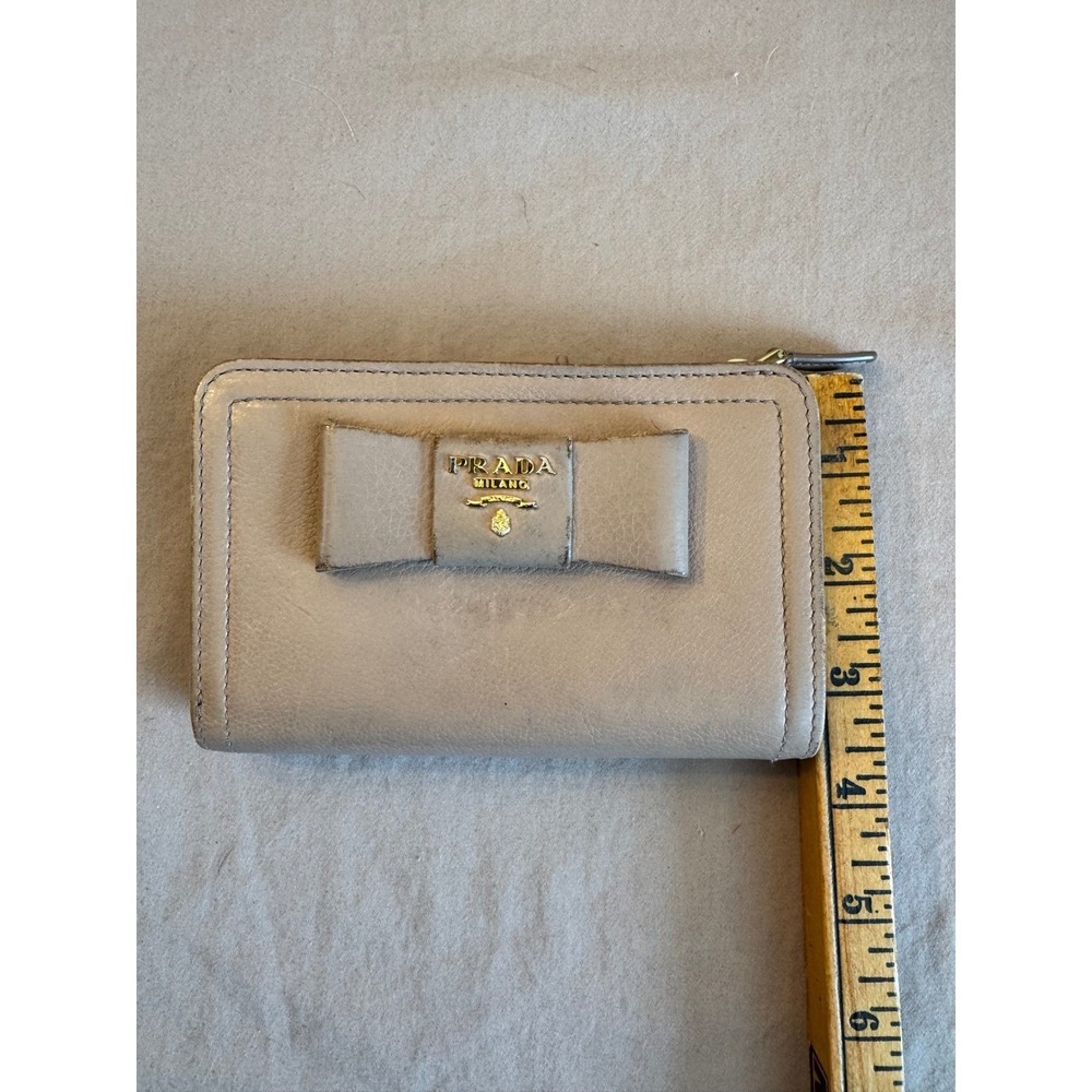 Prada Leather Wallet Bow Authentic Zip Around Coin Purse Original Box - Picture 6 of 13
